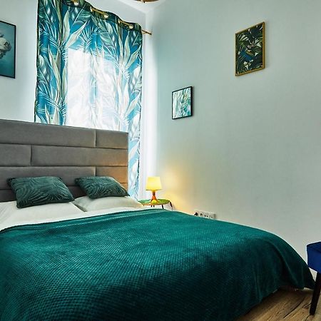 Appartement Prymasa Tysiaclecia 83A à Varsovie Extérieur photo
